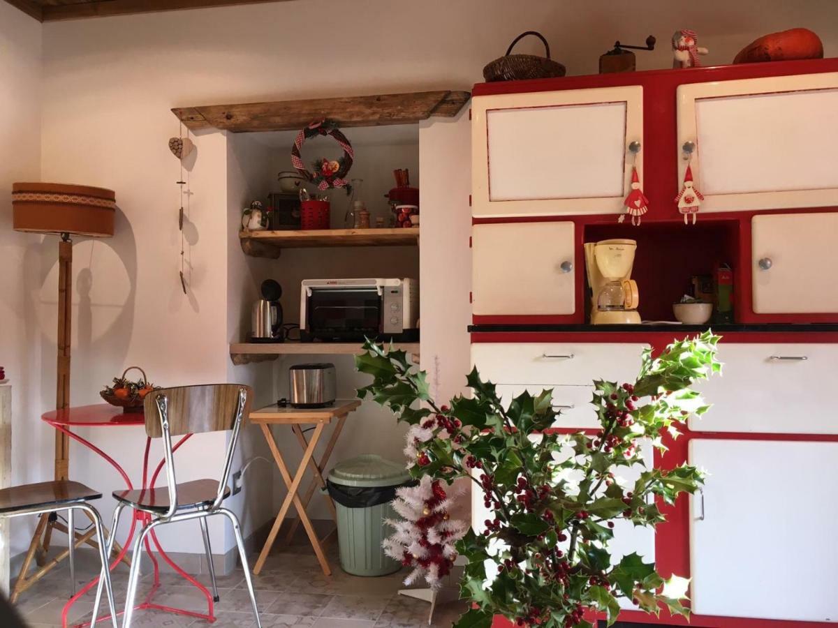 Вилла Ferme Familiale Chez Lili Алекс Экстерьер фото